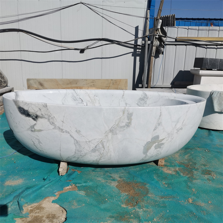 natural marble black bathtub