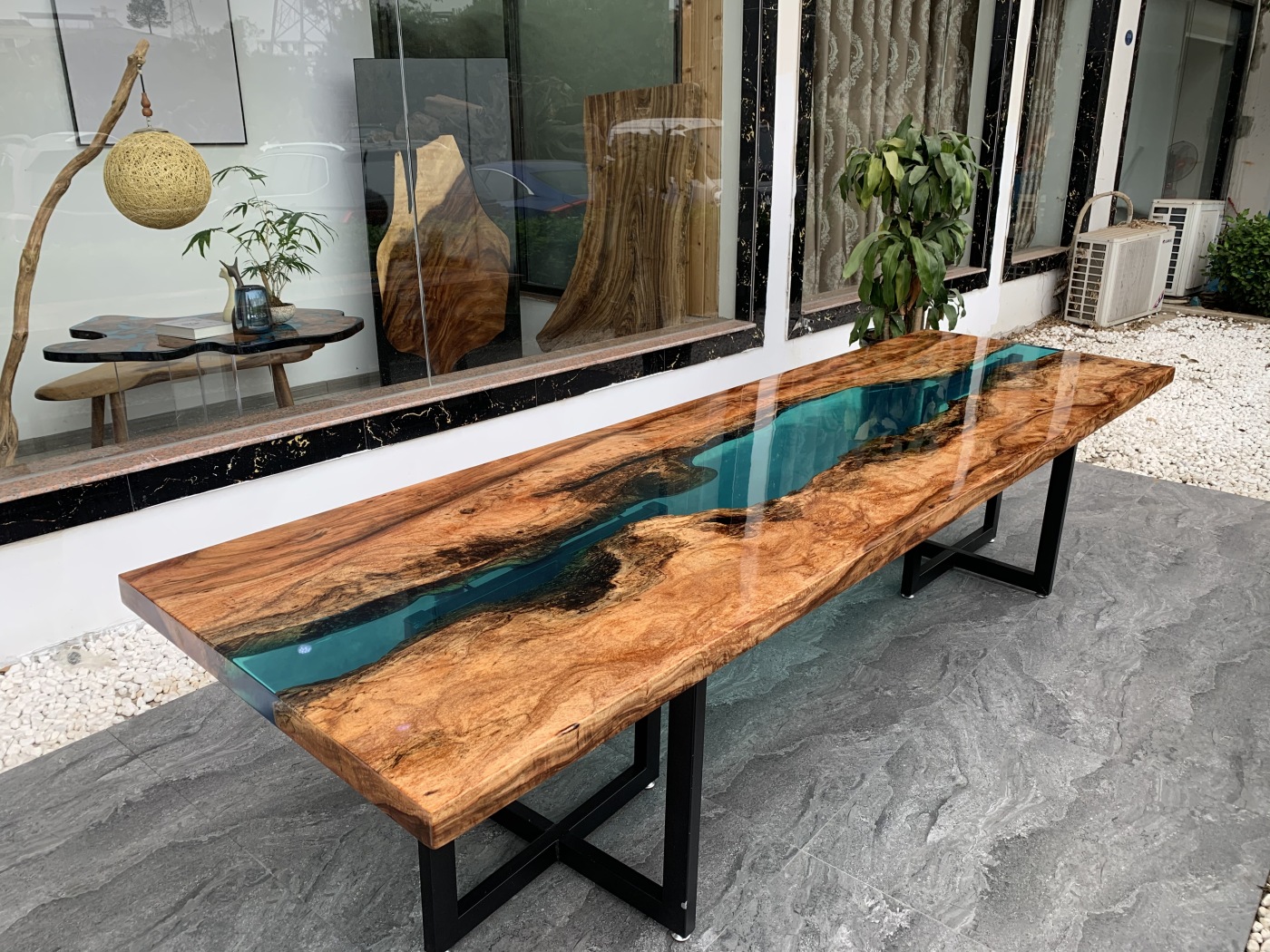  Epoxy river resin table