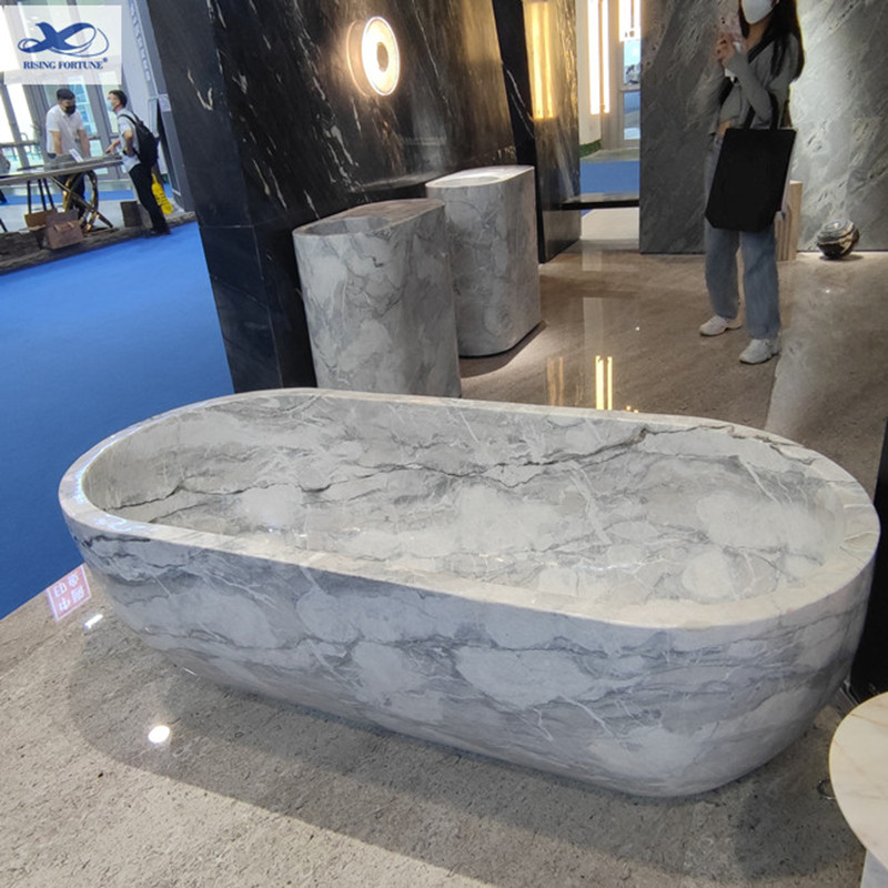 round marble bathtub