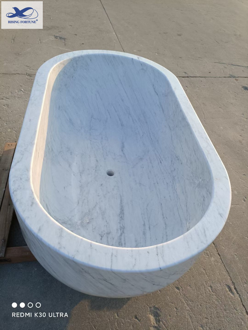 freestanding marble bathtub