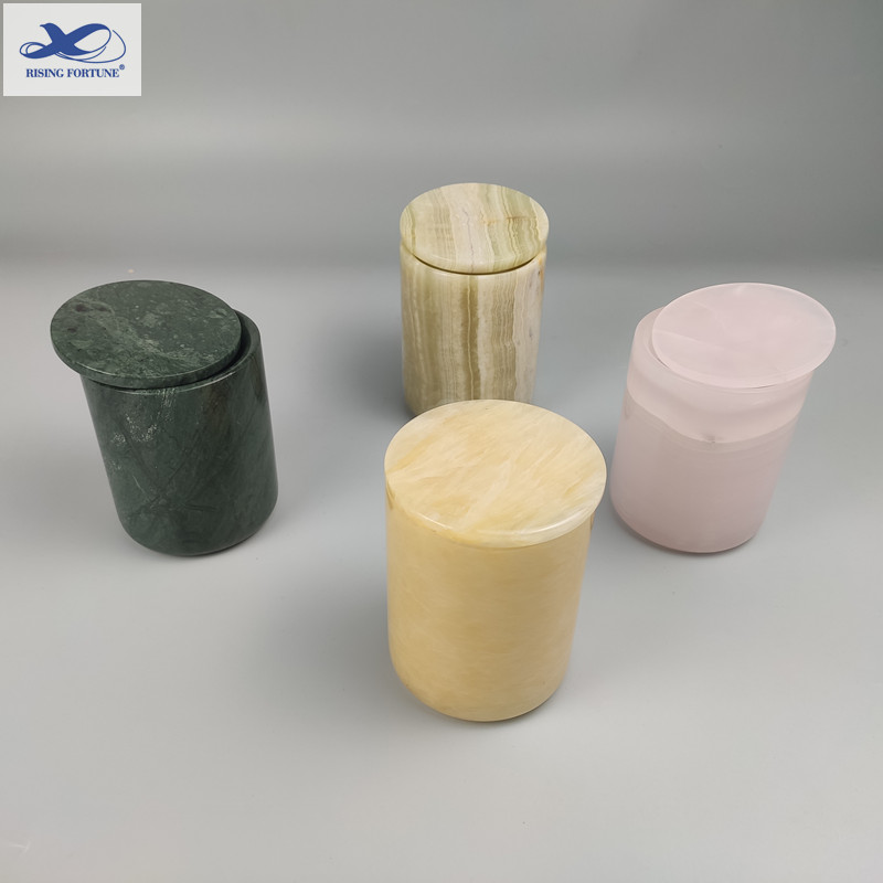 candle containers with lids