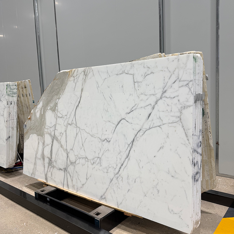 Statuario slab