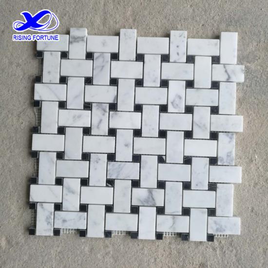 White marble lantern mosaic tile backsplash design